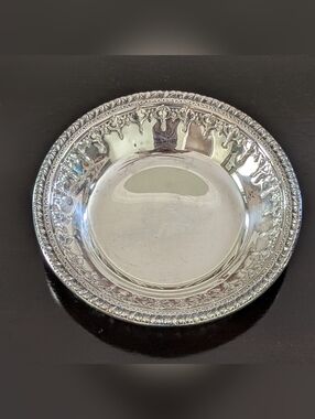 Vintage Reed & Barton Silver Plate Bowl Candy Dish Repousse 1202 Engraved 6"